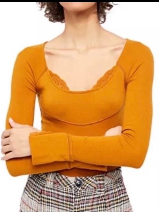 Free People Tops - Free People Bit Of Lace Top in Autumn Pearl - NWT